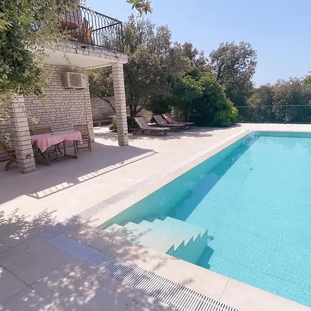 Marijeta With Free Parking