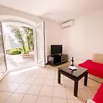 Apartment Marijeta With Free Parking